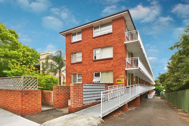 2 bedrooms Apartment / Unit / Flat in 13/137 Smith Street SUMMER HILL NSW, 2130