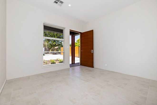 Room to rent in linden shop
