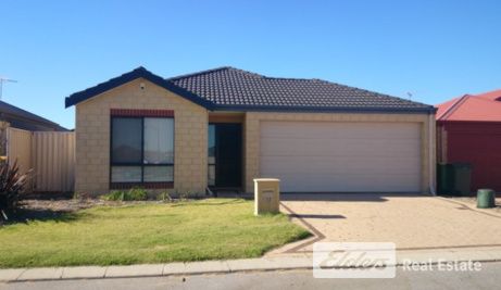 3 bedrooms House in 12 Indee Pass SECRET HARBOUR WA, 6173