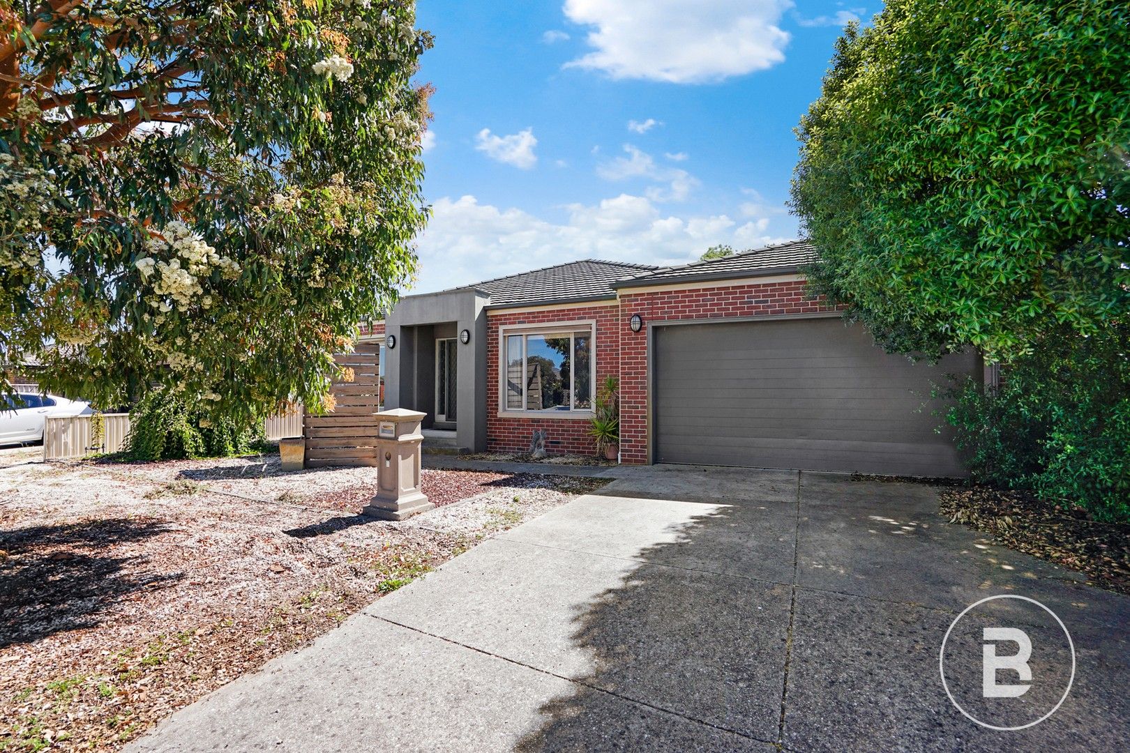 4 bedrooms House in 3 Robilliard Way SEBASTOPOL VIC, 3356