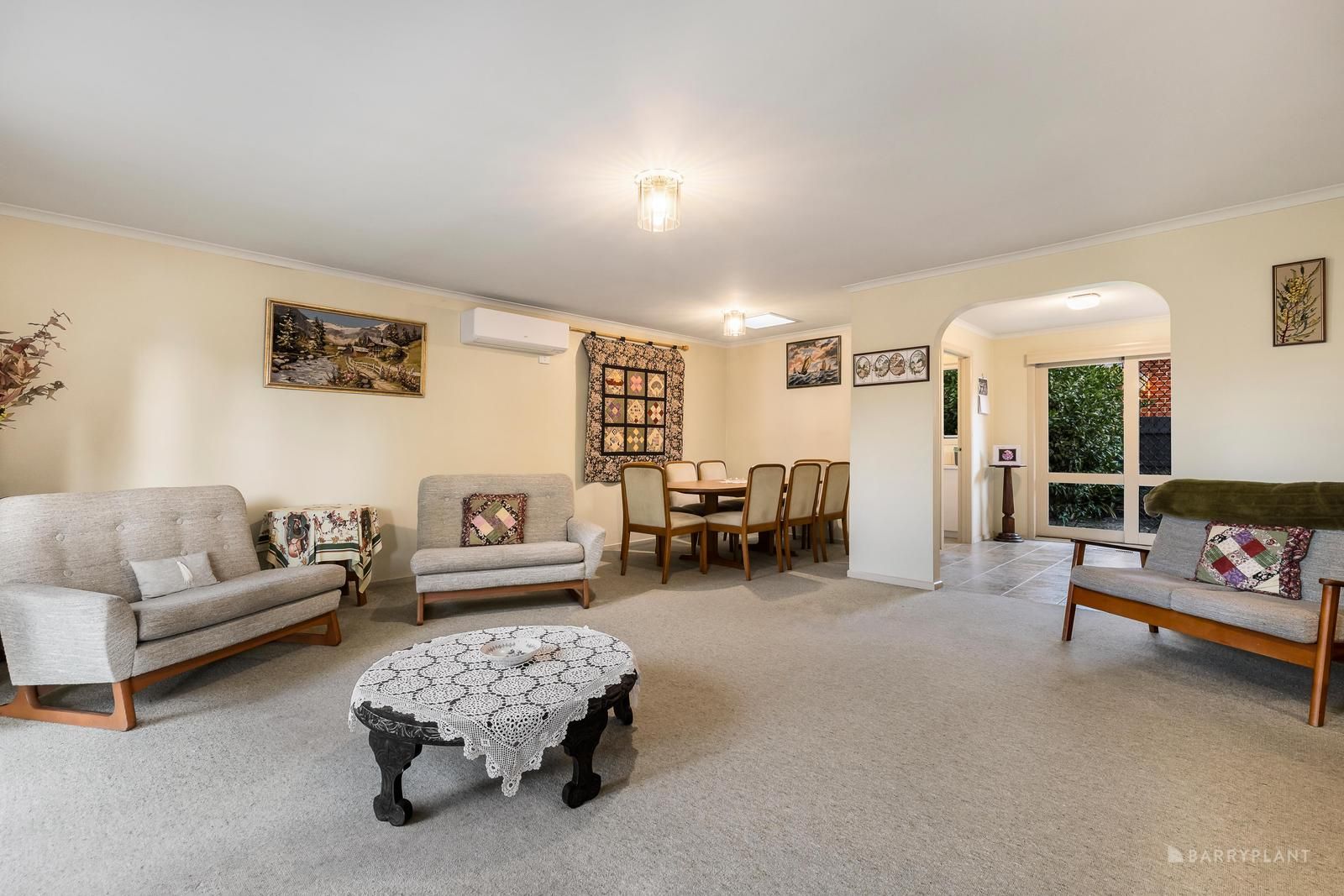 1/4 Harrison Street, Mitcham VIC 3132, Image 2