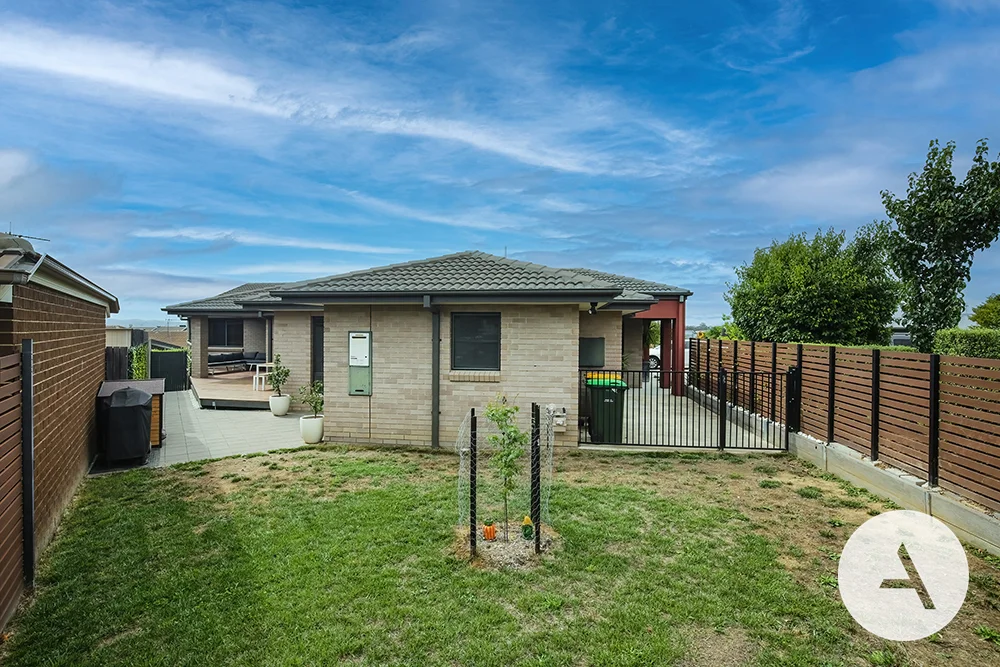 Additional image 13 of 32 Overall Ave, Casey ACT 2913