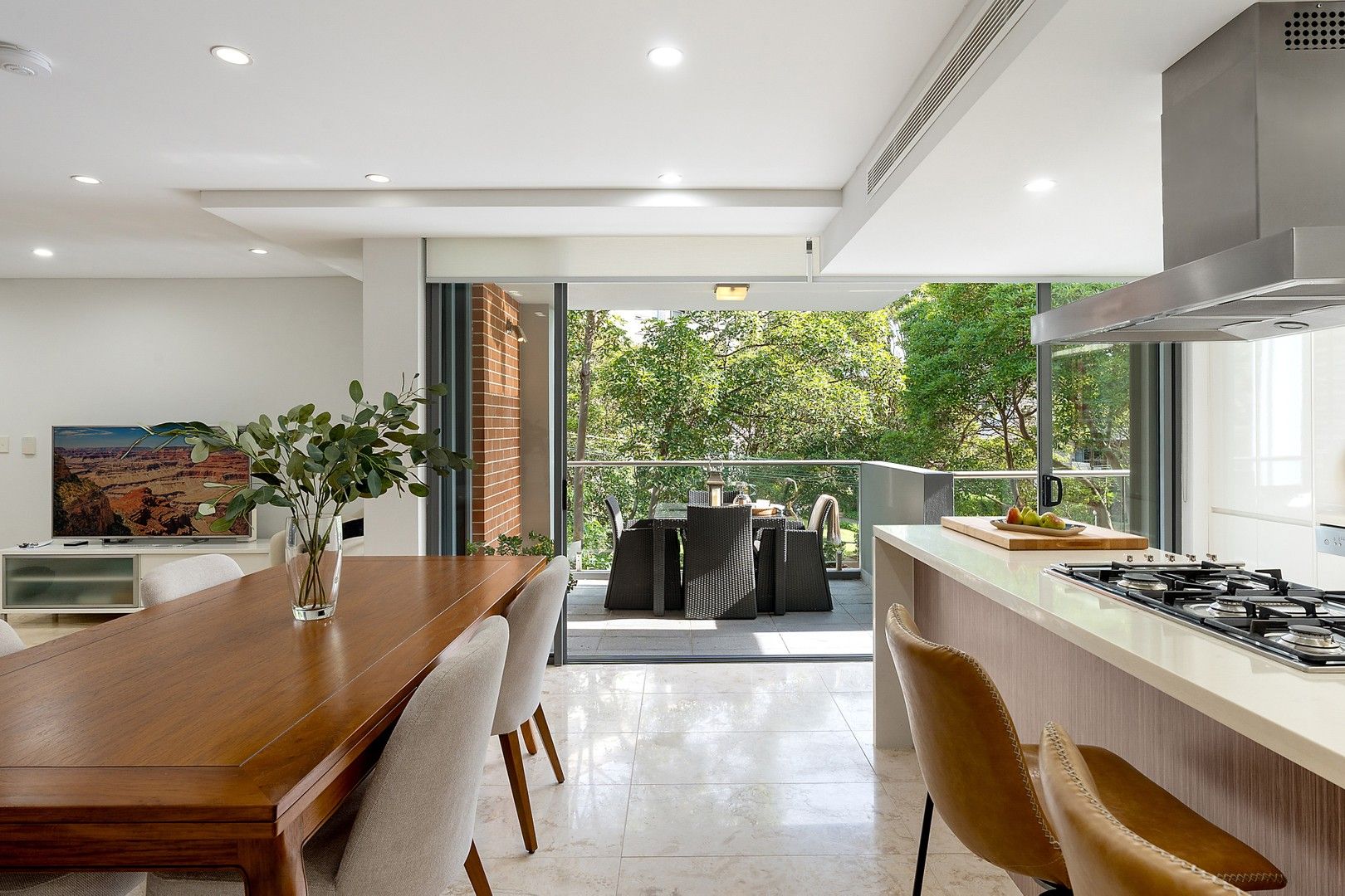2 bedrooms Apartment / Unit / Flat in 5/10 Hampden Avenue CREMORNE NSW, 2090