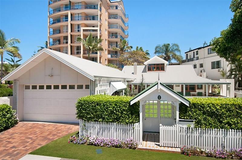 91 Old Burleigh Road, Broadbeach QLD 4218, Image 2