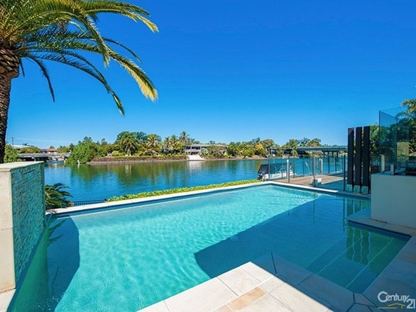 15 La Spezia Court, Surfers Paradise QLD 4217