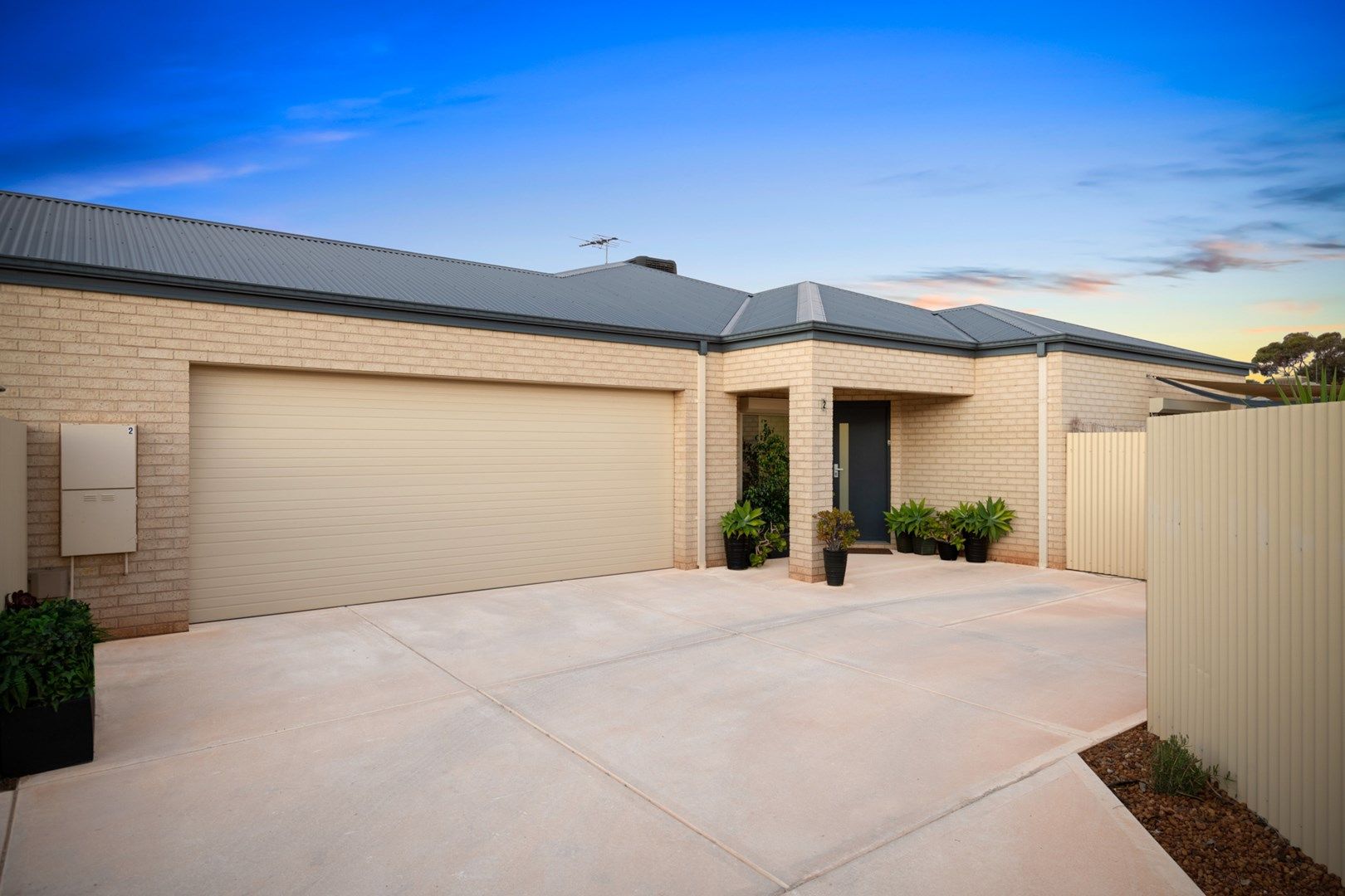 2/279 Burt Street, Victory Heights WA 6432, Image 0