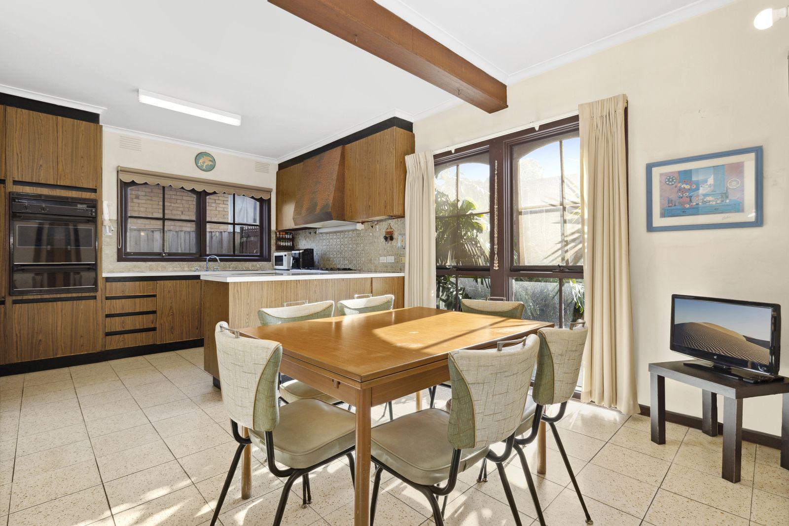 42 Cumming Street, Burwood VIC 3125, Image 2