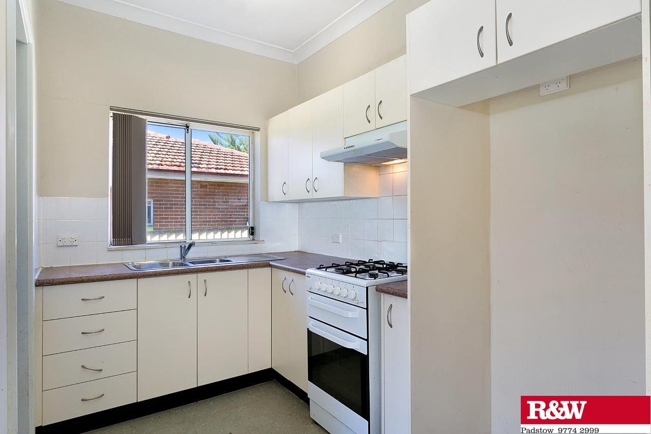 48 Windsor Road, Padstow NSW 2211, Image 2