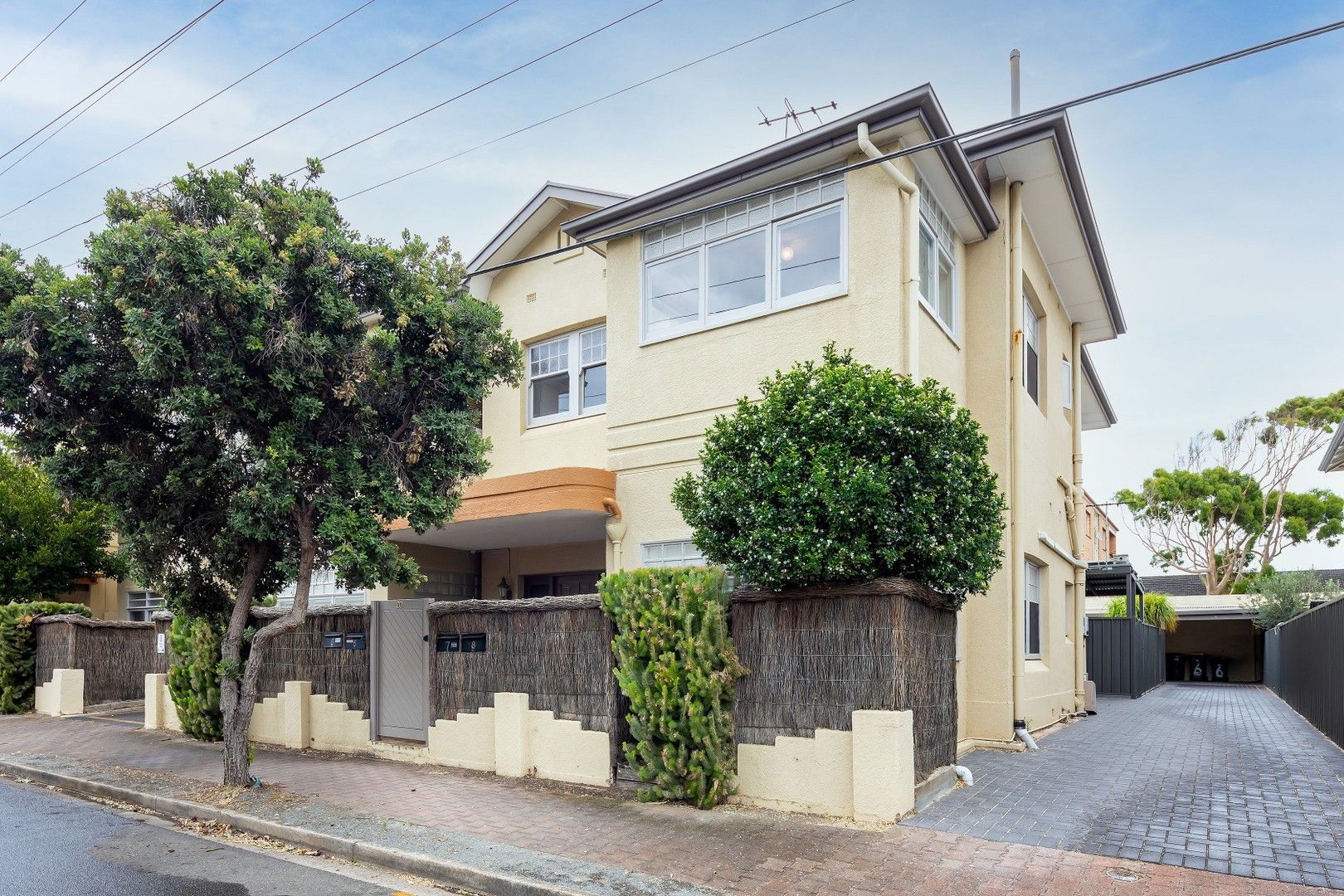 1 bedrooms Apartment / Unit / Flat in 8/20 Phillipps Street SOMERTON PARK SA, 5044