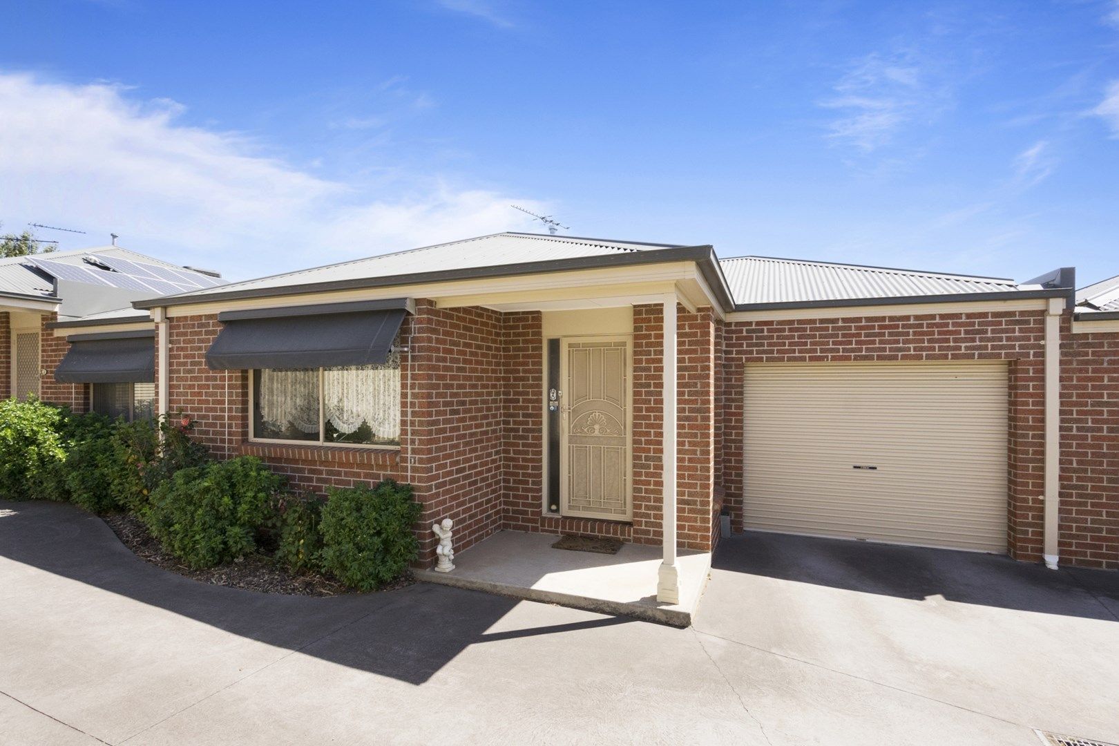 2/27 Roch Court, Ballan VIC 3342, Image 0