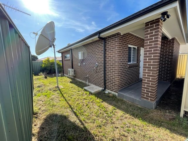 2 bedrooms Apartment / Unit / Flat in 1/49 Galatea Street PLUMPTON NSW, 2761