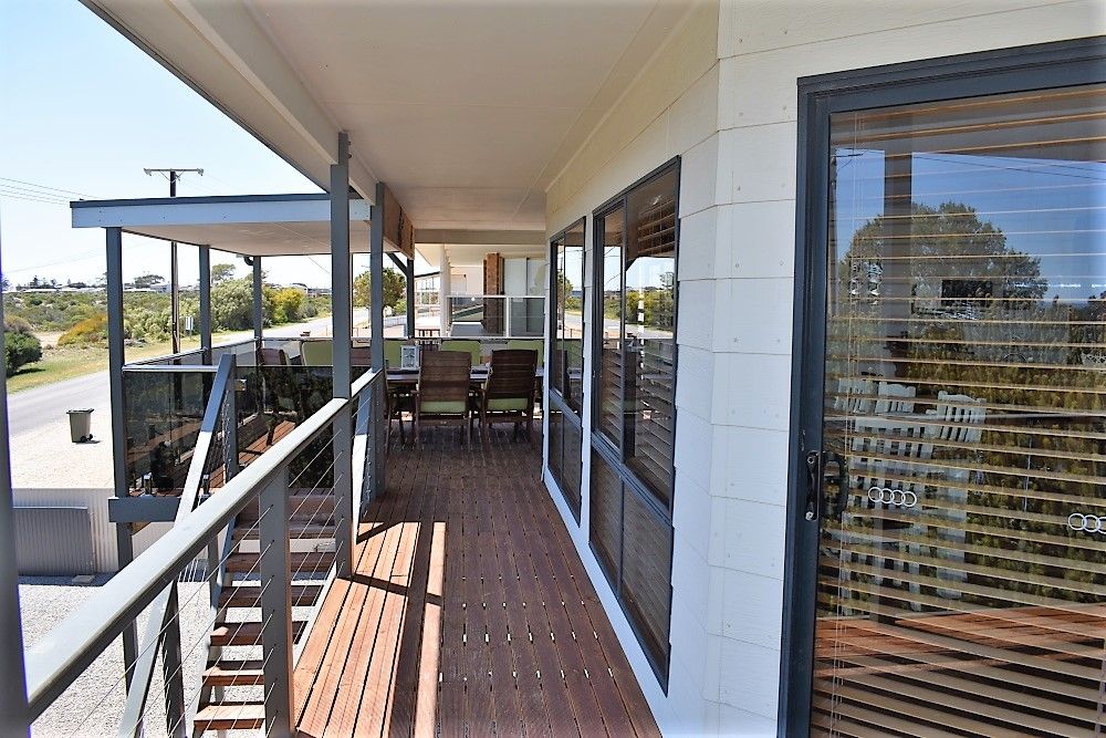 105 Edwardes Terrace, Port Victoria SA 5573, Image 2