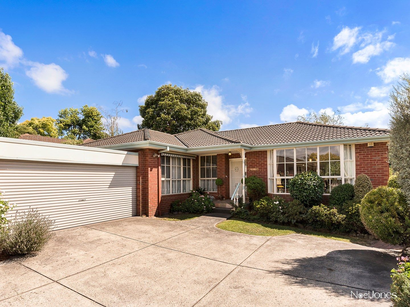 2/27 Stanley Grove, Blackburn VIC 3130, Image 0