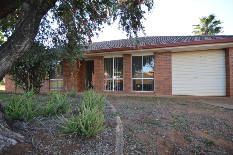 5 Edinburgh Avenue, Dubbo NSW 2830, Image 0