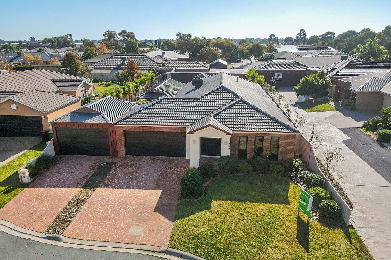 5 Dartmouth Court, Kialla VIC 3631, Image 0