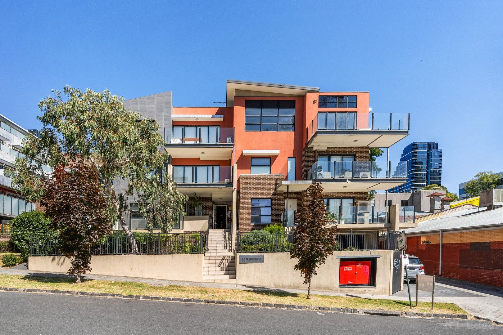 2 bedrooms Apartment / Unit / Flat in 17/7-9 Archibald Street BOX HILL VIC, 3128