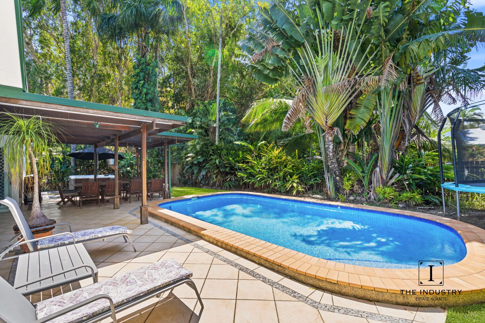 10 Hope Street, Clifton Beach QLD 4879, Image 1