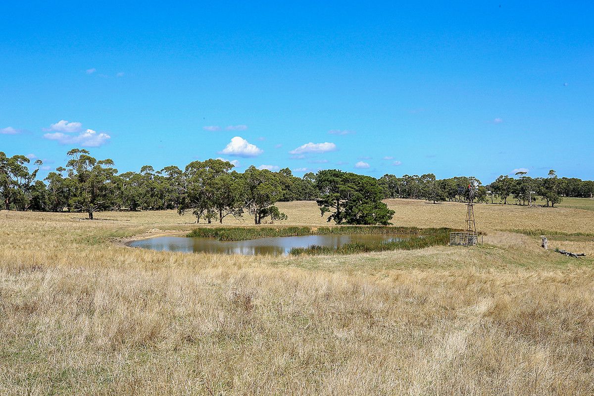 140 Barrys Road, Barongarook West VIC 3249