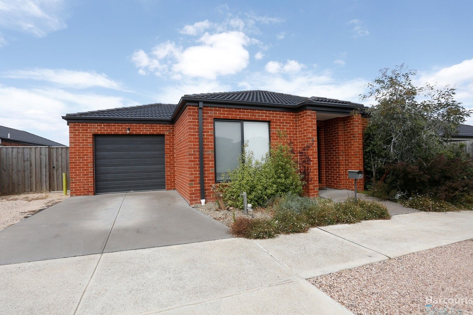 3 bedrooms House in 4 Shura Drive MERNDA VIC, 3754
