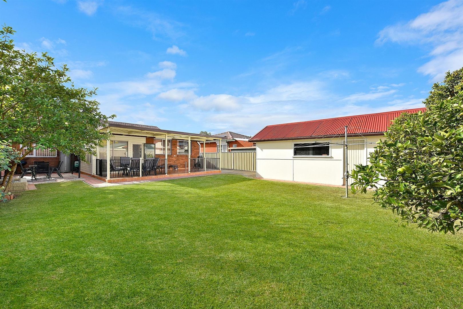 4 Frazer Place, Birrong NSW 2143, Image 2