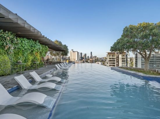 3 bedrooms Apartment / Unit / Flat in 611/62 Logan Road WOOLLOONGABBA QLD, 4102