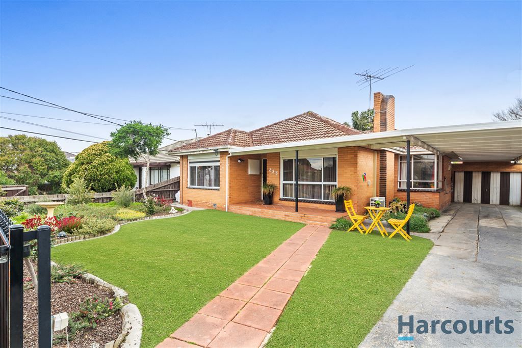 223 Military Road ( Off North Road), Avondale Heights VIC 3034, Image 0