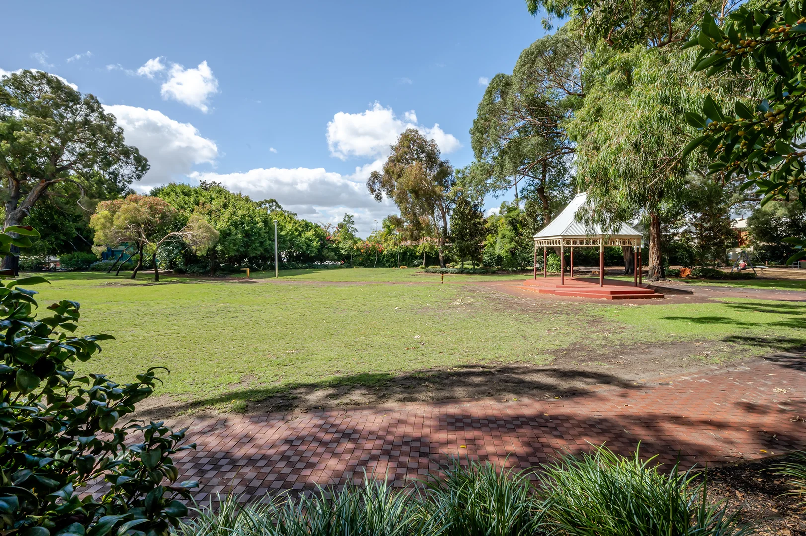 Additional image 28 of 9C Regent Street East, Mount Lawley WA 6050