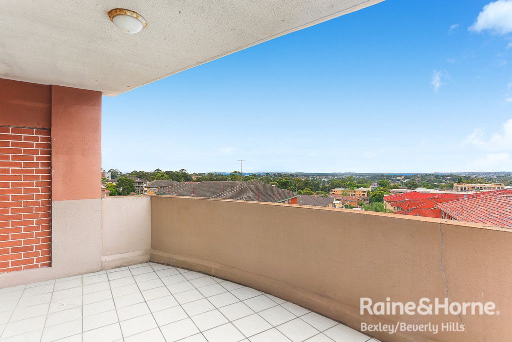 3 bedrooms Apartment / Unit / Flat in 36/564-576 Railway Parade HURSTVILLE NSW, 2220