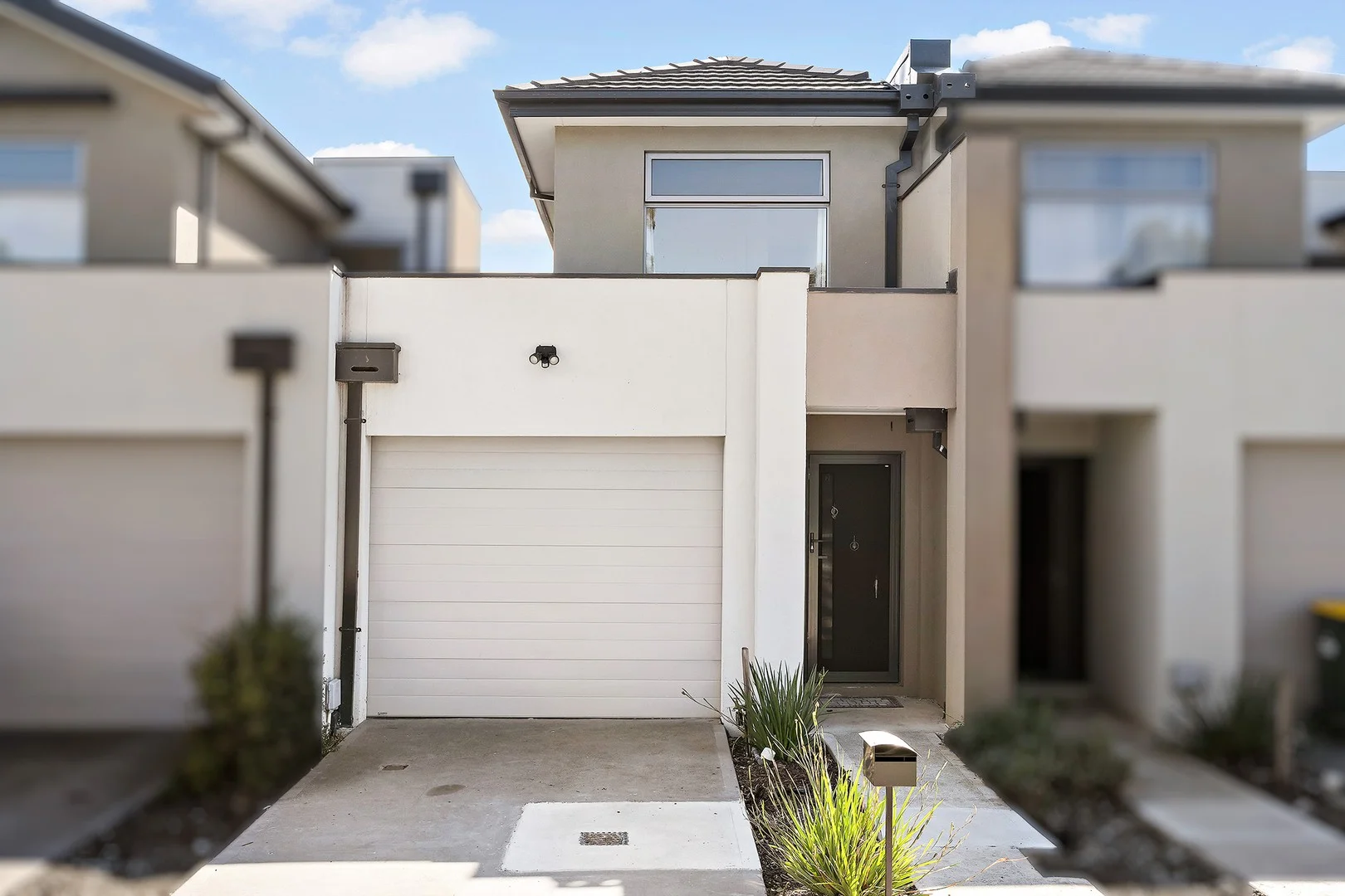 Primary image of 2/515 Bridge Inn Road, Mernda VIC 3754