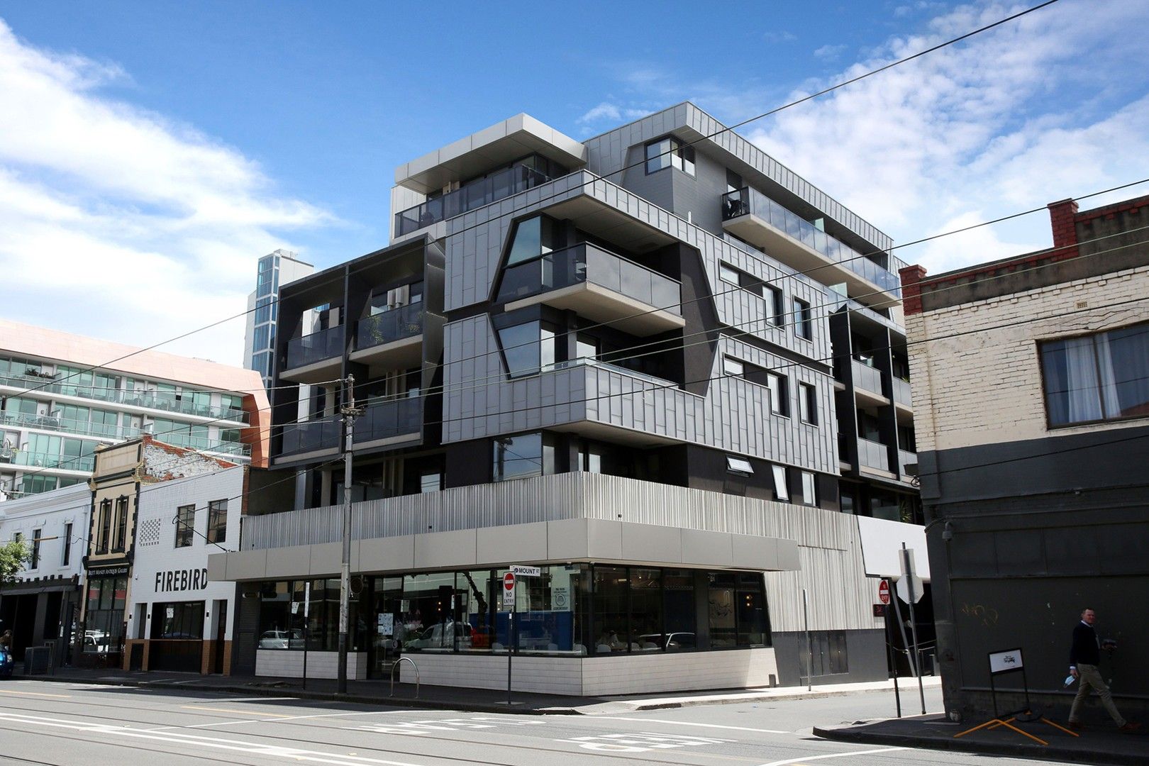2 bedrooms Apartment / Unit / Flat in 206/1 Mount Street PRAHRAN VIC, 3181