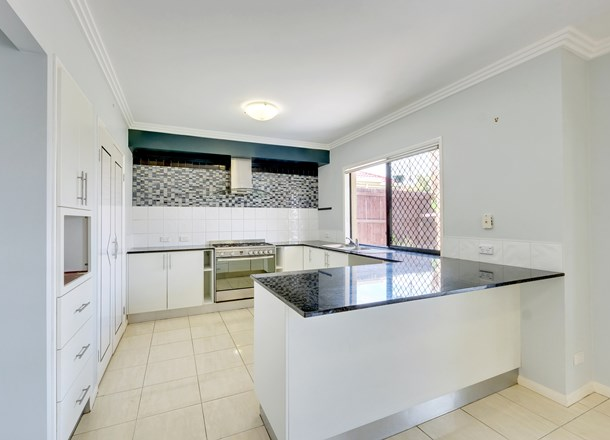 22 Summit Terrace, Forest Lake QLD 4078