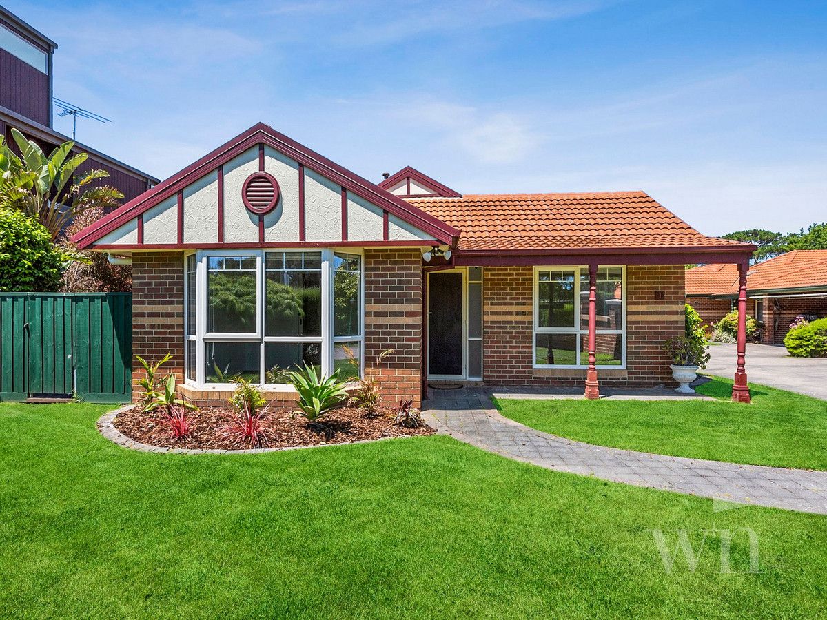 3 bedrooms Apartment / Unit / Flat in 1/579 Esplanade MOUNT MARTHA VIC, 3934