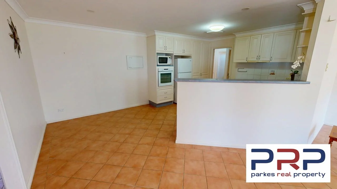 Additional image 9 of 4 Hazelbank Avenue, Parkes NSW 2870