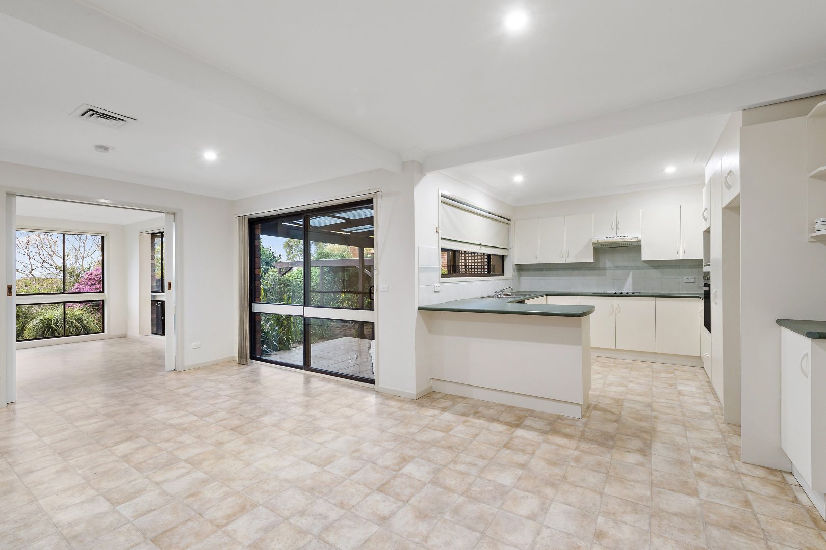 39 Park Road, Nowra NSW 2541, Image 2