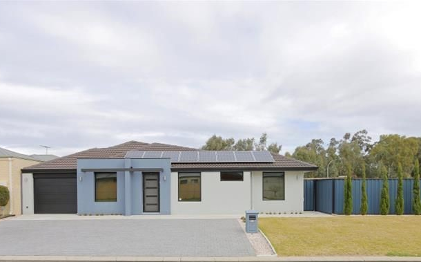 18 Hourn Way, Canning Vale WA 6155