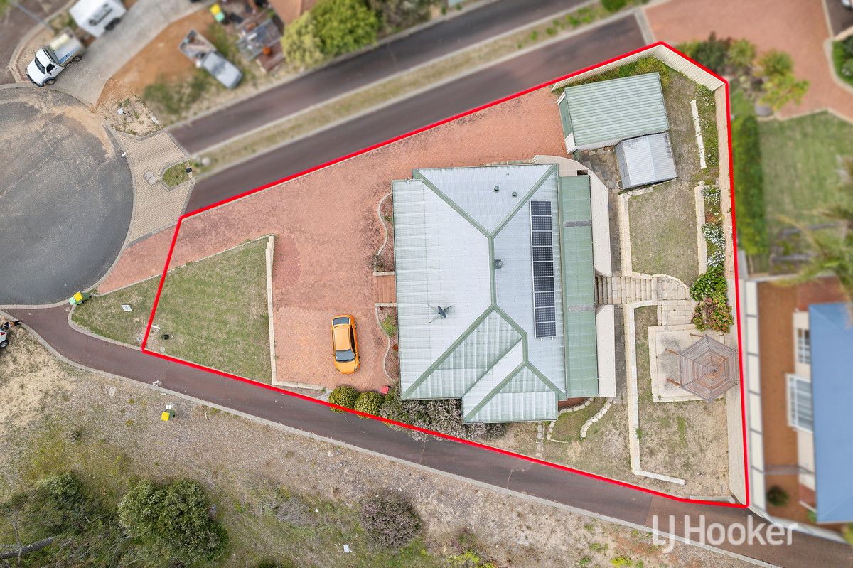 4 University Close, College Grove WA 6230, Image 1