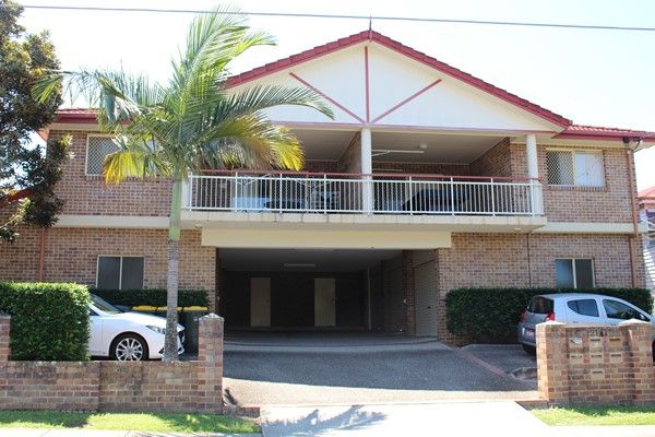2 bedrooms Apartment / Unit / Flat in 2/21 Station Avenue GAYTHORNE QLD, 4051