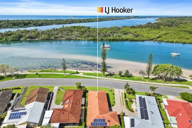 Picture of 2/60 Keith Compton Drive, TWEED HEADS NSW 2485