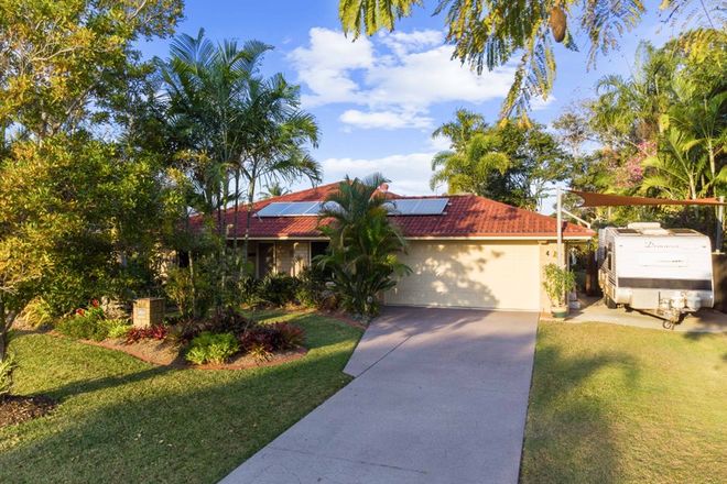 Picture of 4 Aqualine Drive, POINT VERNON QLD 4655