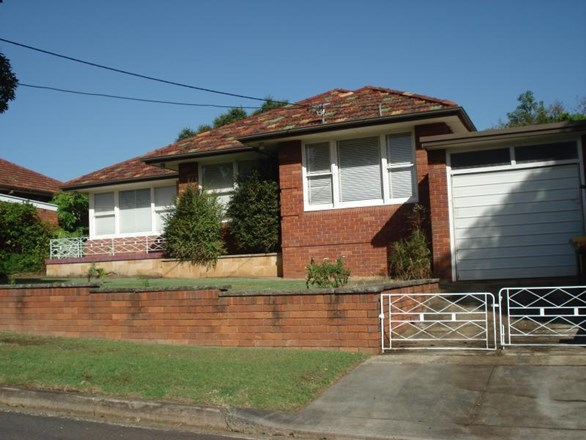 13 Waycott Avenue, Kingsgrove NSW 2208