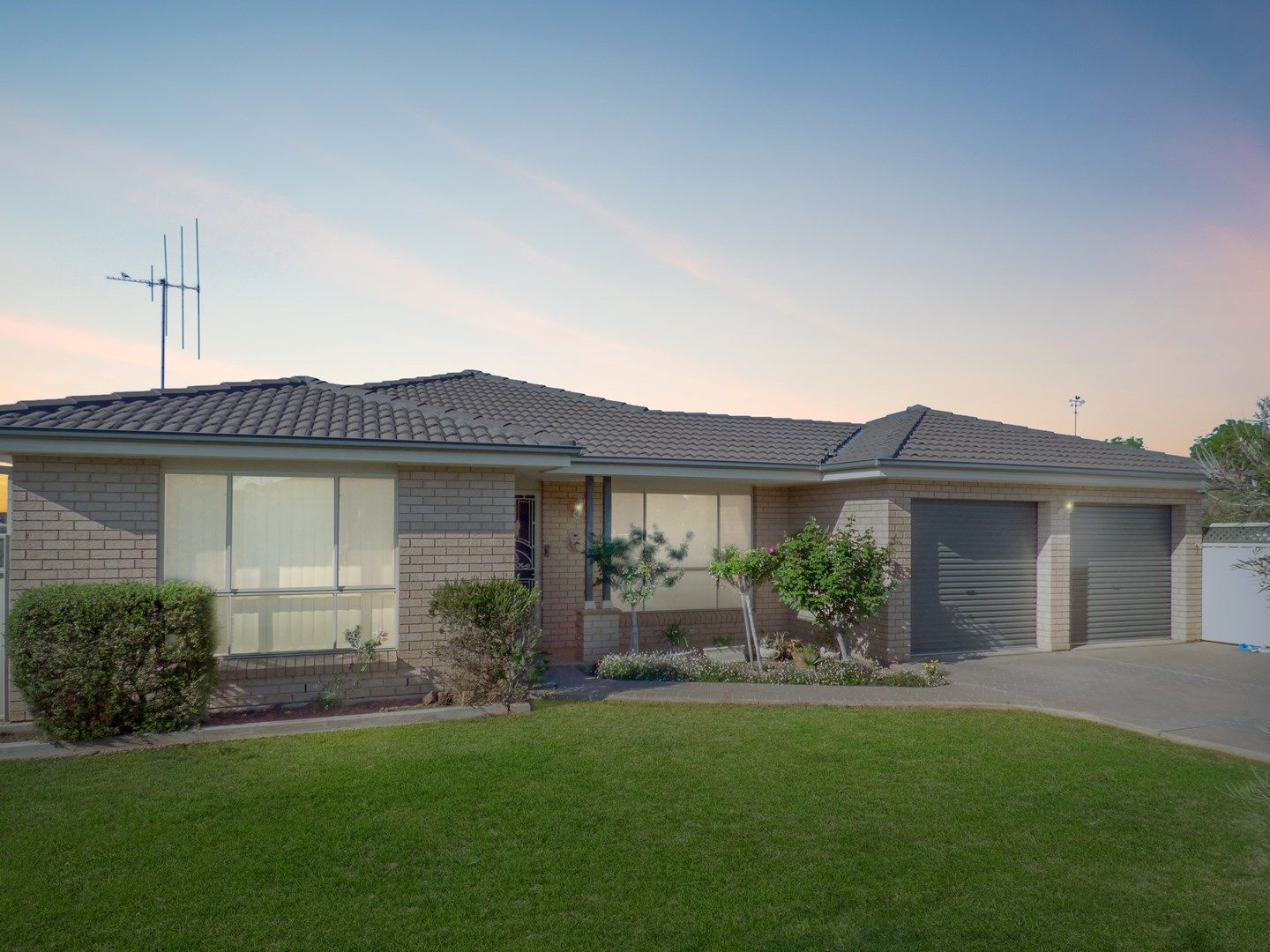 1A Mcmillan Place, Forbes NSW 2871, Image 0
