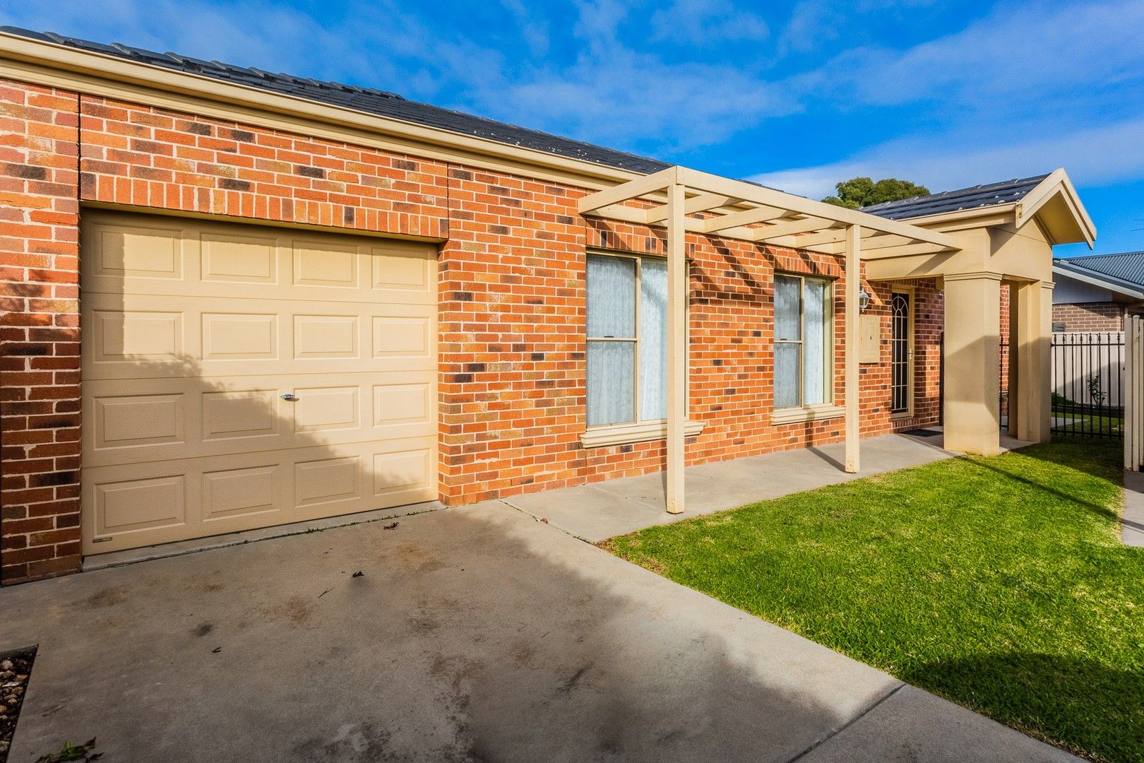 2 bedrooms Townhouse in 4/3 Monor Street ECHUCA VIC, 3564