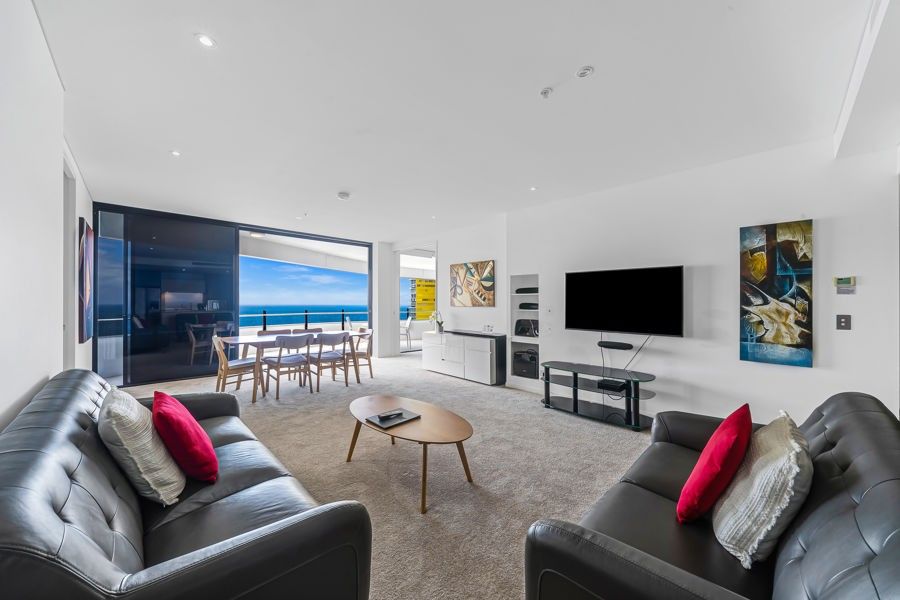 2902/89 Surf Parade, Broadbeach QLD 4218, Image 2