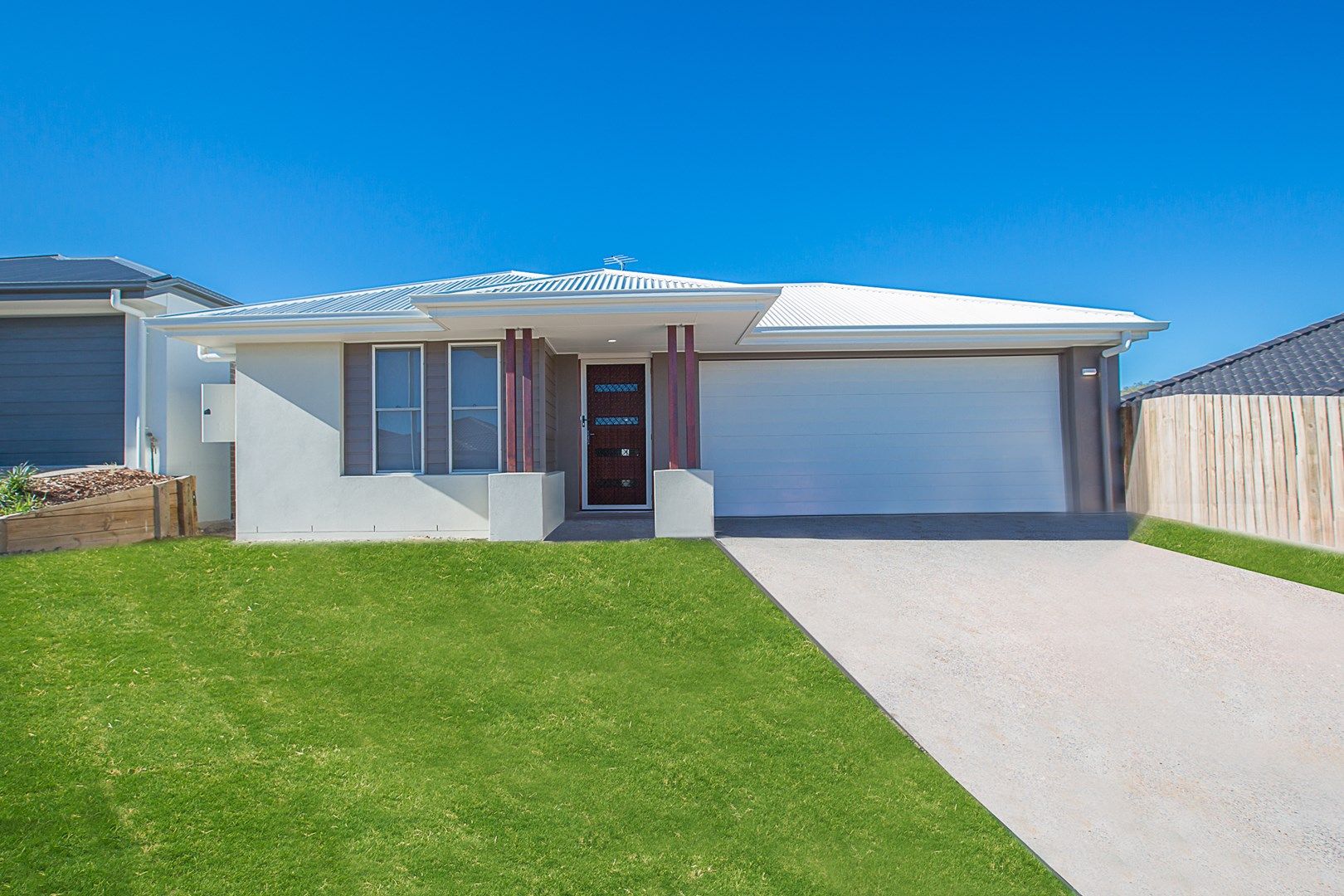 4 bedrooms House in 11 Cooper Way SPRING MOUNTAIN QLD, 4300