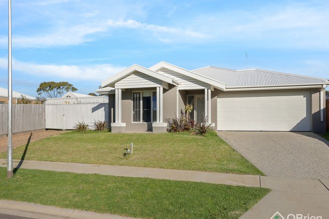 Picture of 9 Narrows Way, NEWHAVEN VIC 3925