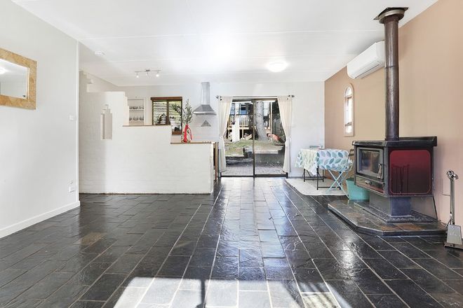 Picture of 1/43 South Street, ROBERTSON NSW 2577