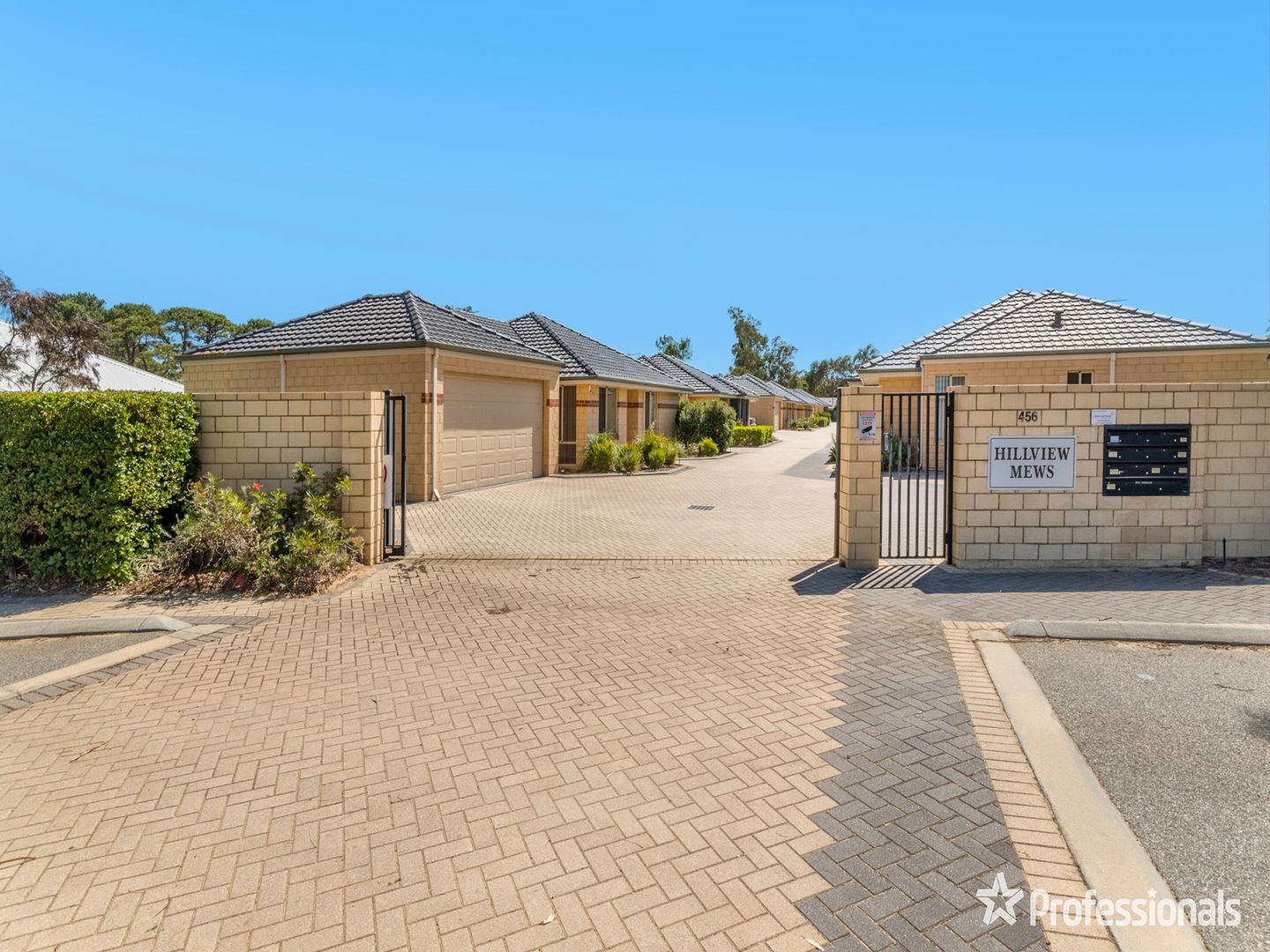 1/456 Kalamunda Road, High Wycombe WA 6057, Image 2