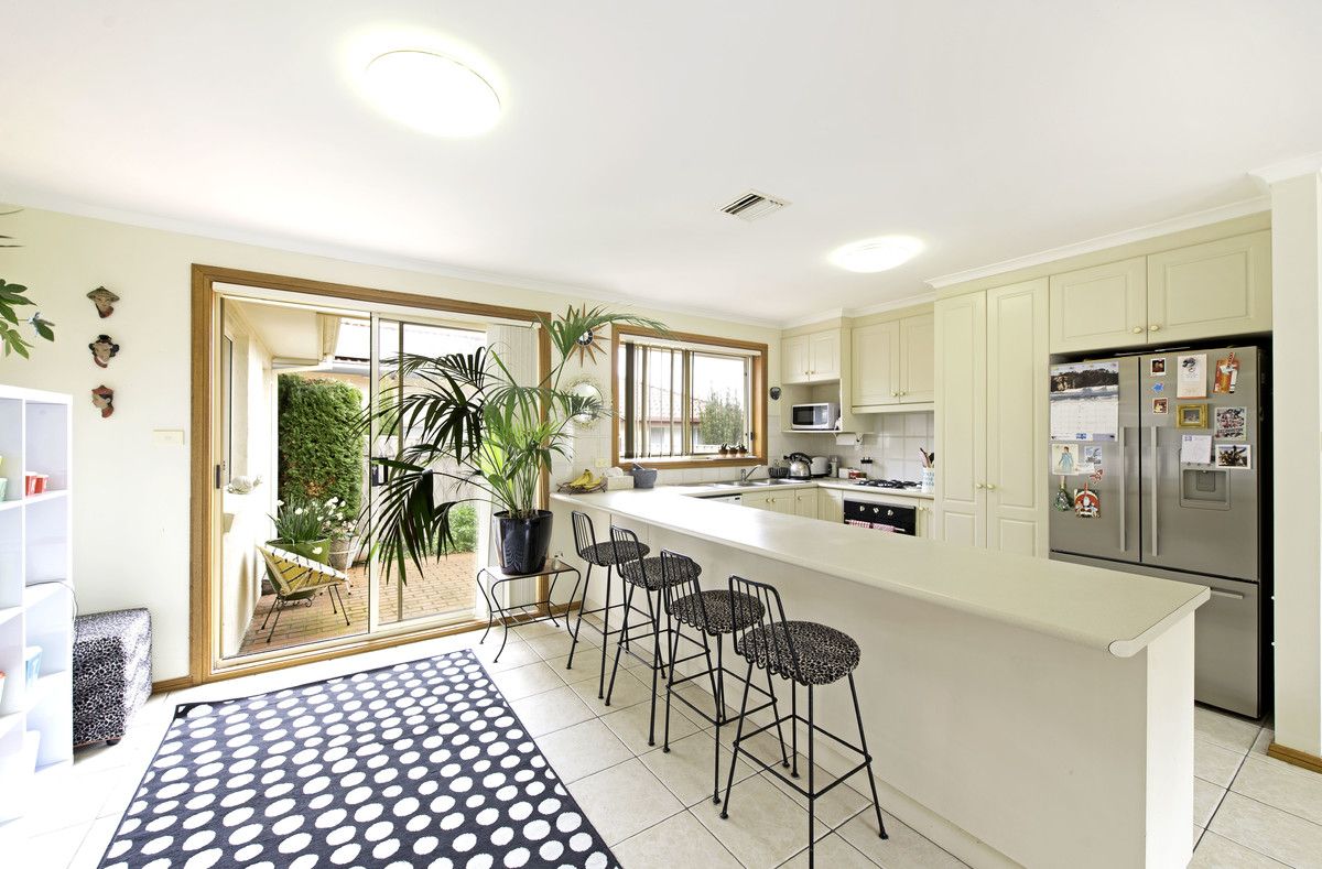 2/5 Taronga Place, O'malley ACT 2606, Image 2