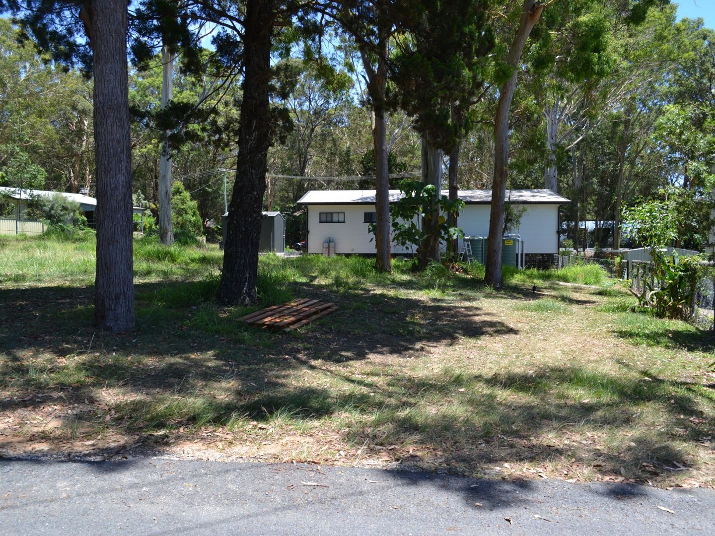 27 Cabriolet Crescent, Macleay Island QLD 4184, Image 1