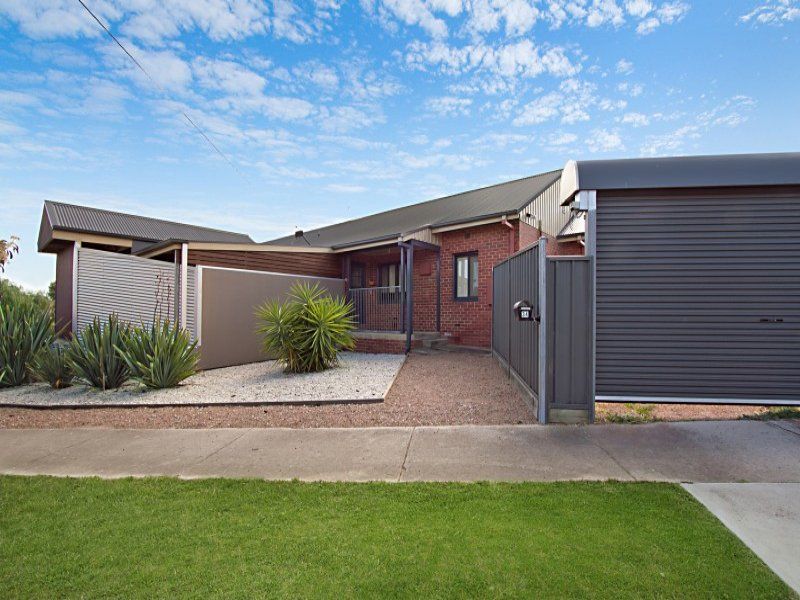 Room 1/32-34 Churchill Avenue, Bendigo VIC 3550, Image 0